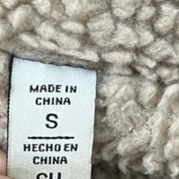 Levi's Men's Sherpa-Lined Faux-Leather Aviator Bomber Jacket - Size Small - Picture 13 of 13